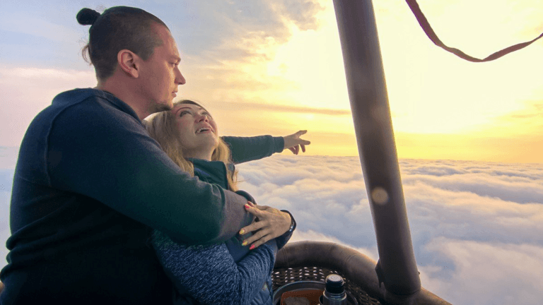 Offer a hot-air balloon flight - Image hero